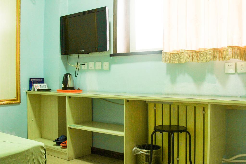 Leo Tian An Men Hostel Beijing Bagian luar foto